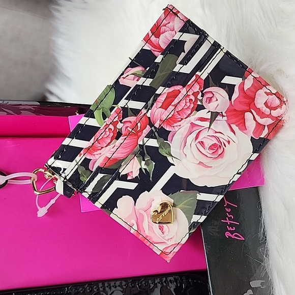 Betsey Johnson Black Leopard w/ Bow Crossbody Purse & Floral Card Case Gift Set - Picture 9 of 16